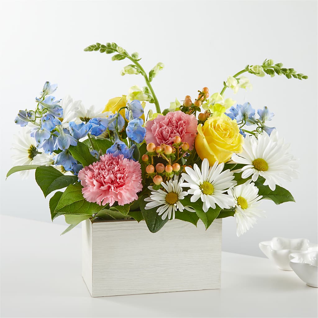 Sun Salutation Box Bouquet – The Flower Gallery, Linden NJ