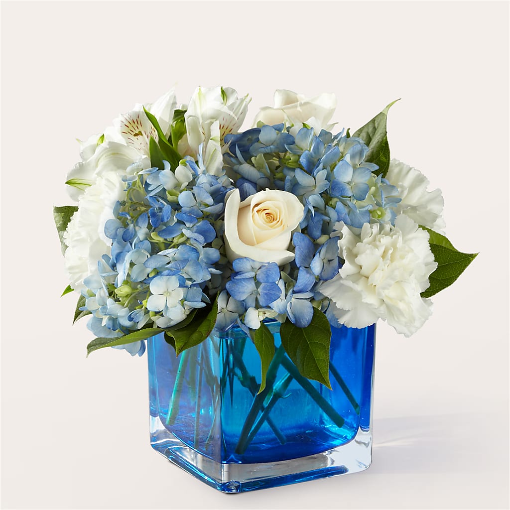 Soothing Waters Bouquet – The Flower Gallery, Linden NJ