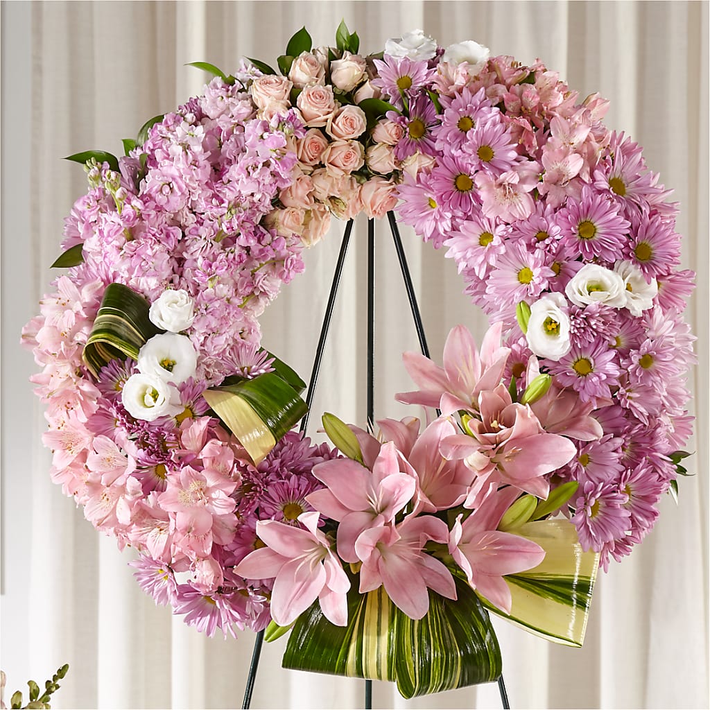 Gift of Warmth Wreath – The Flower Gallery, Linden NJ
