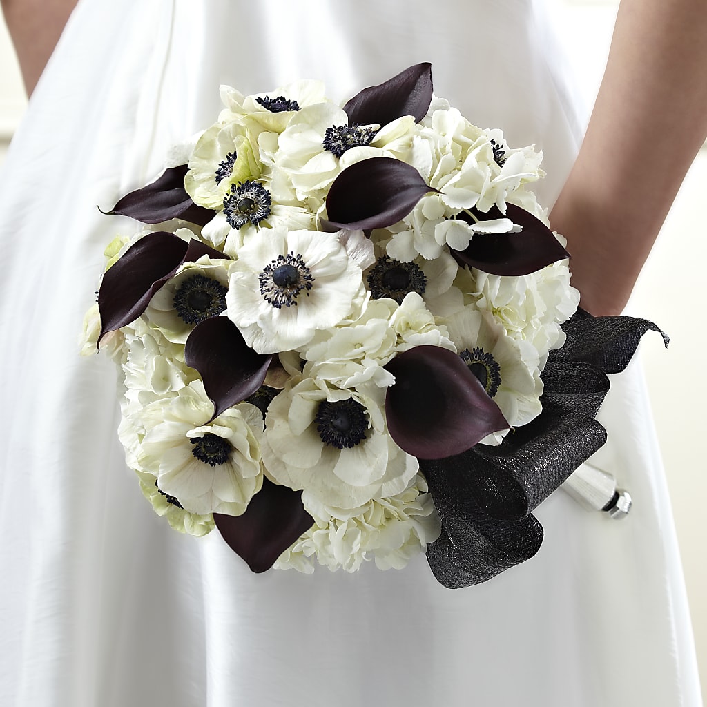 To Have and To Hold Bouquet – The Flower Gallery, Linden NJ