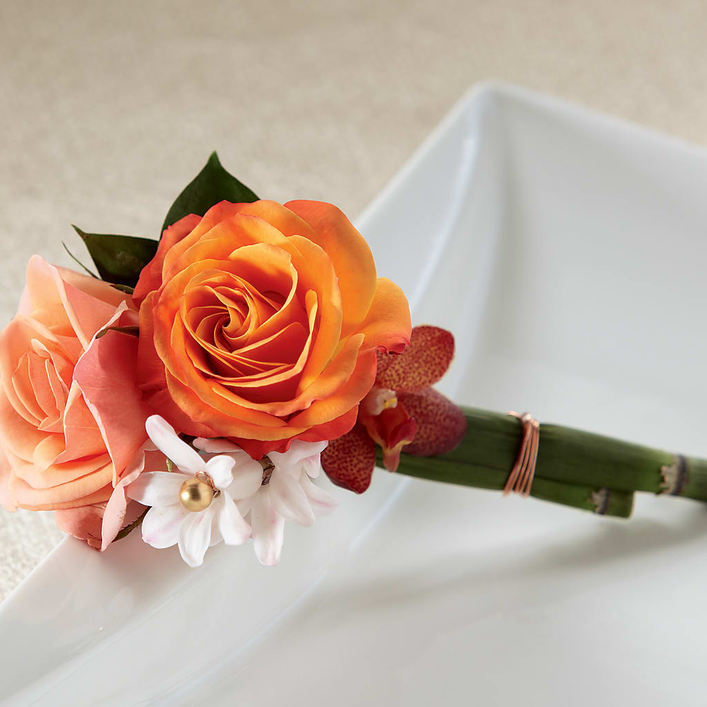 Sunset Dream Boutonniere – The Flower Gallery, Linden NJ