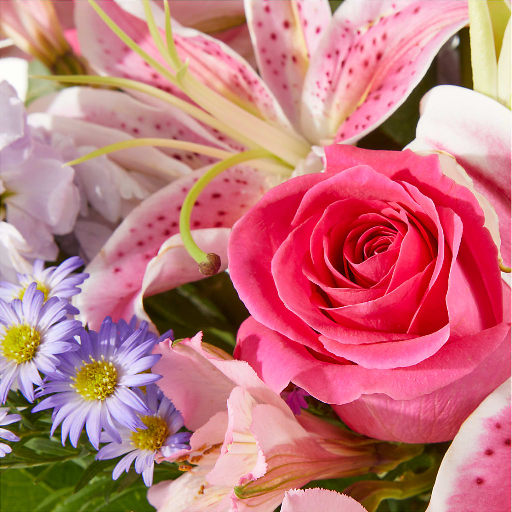 Pressing Petals Bouquet –  The Flower Gallery, Linden NJ