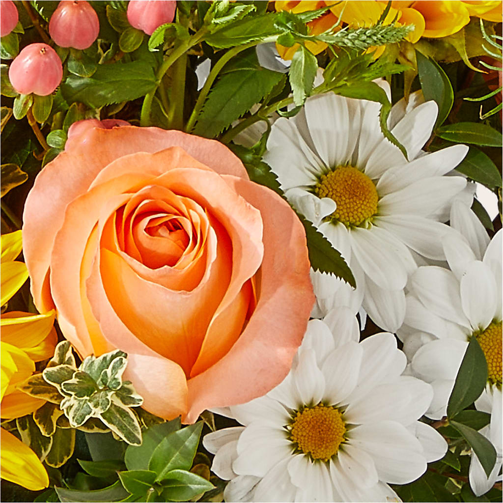 The Good Life Bouquet –  The Flower Gallery, Linden NJ