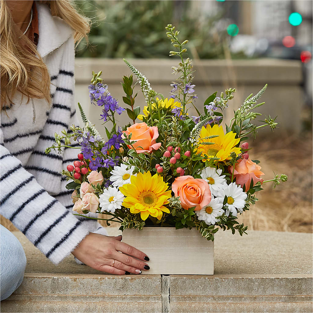 The Good Life Bouquet –  The Flower Gallery, Linden NJ