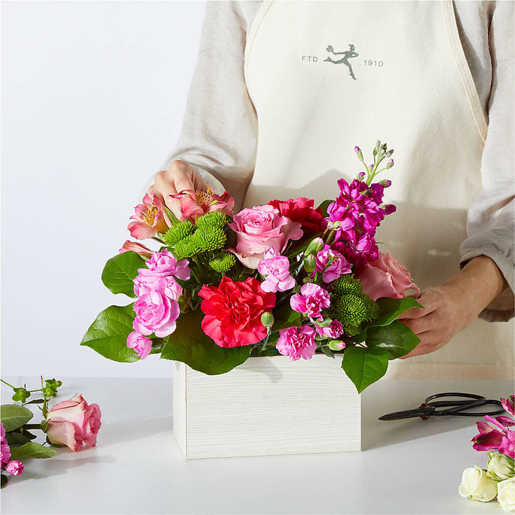 Sweetberry Box – A Florist Original –  The Flower Gallery, Linden NJ