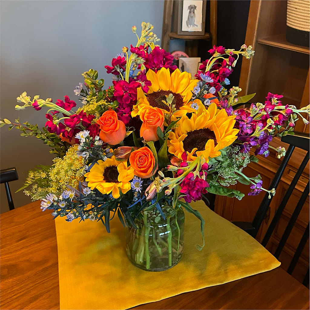 Rays of Life Bouquet –  The Flower Gallery, Linden NJ