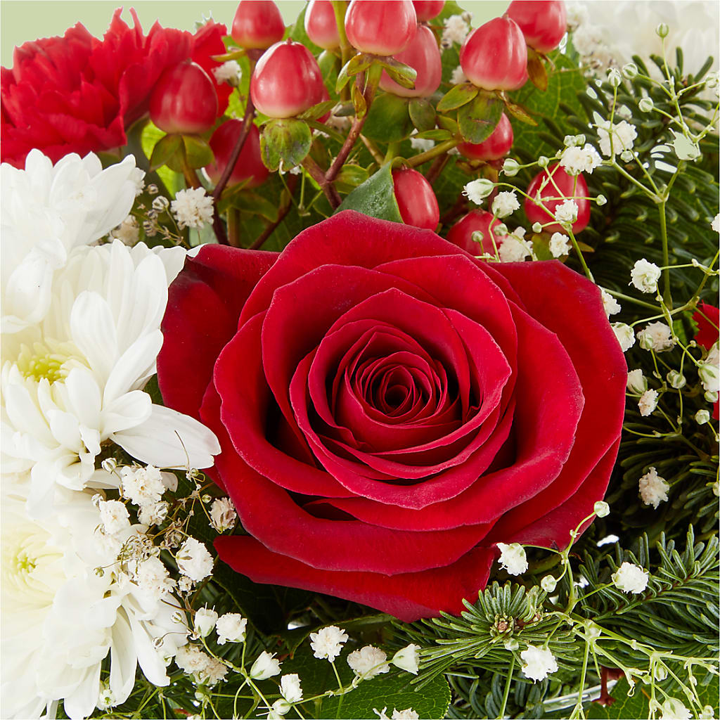 Chance of Flurries Bouquet –  The Flower Gallery, Linden NJ