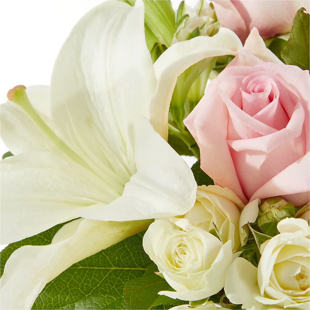 Kindhearted Bouquet –  The Flower Gallery, Linden NJ