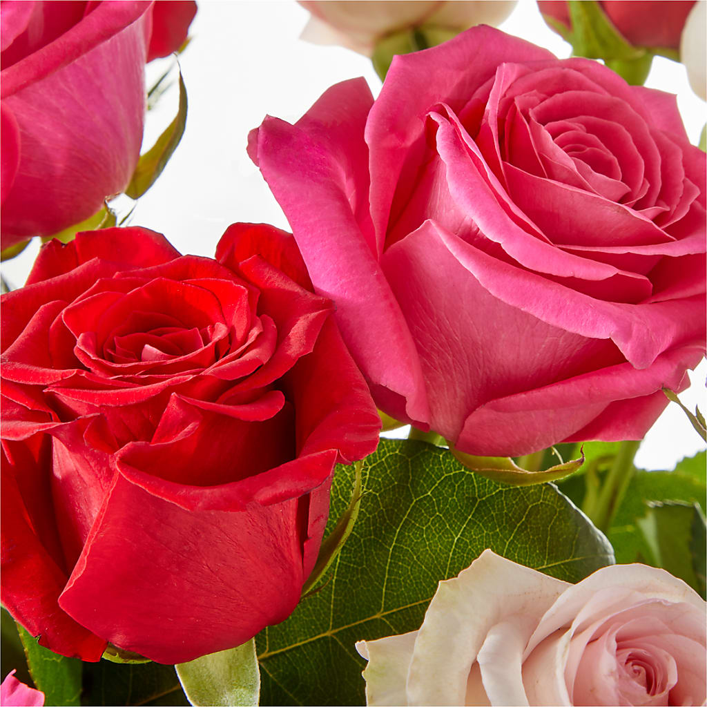 Charming Rose Bouquet –  The Flower Gallery, Linden NJ