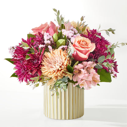 Berry Cobbler Bouquet with Ivory Vase –  The Flower Gallery, Linden NJ
