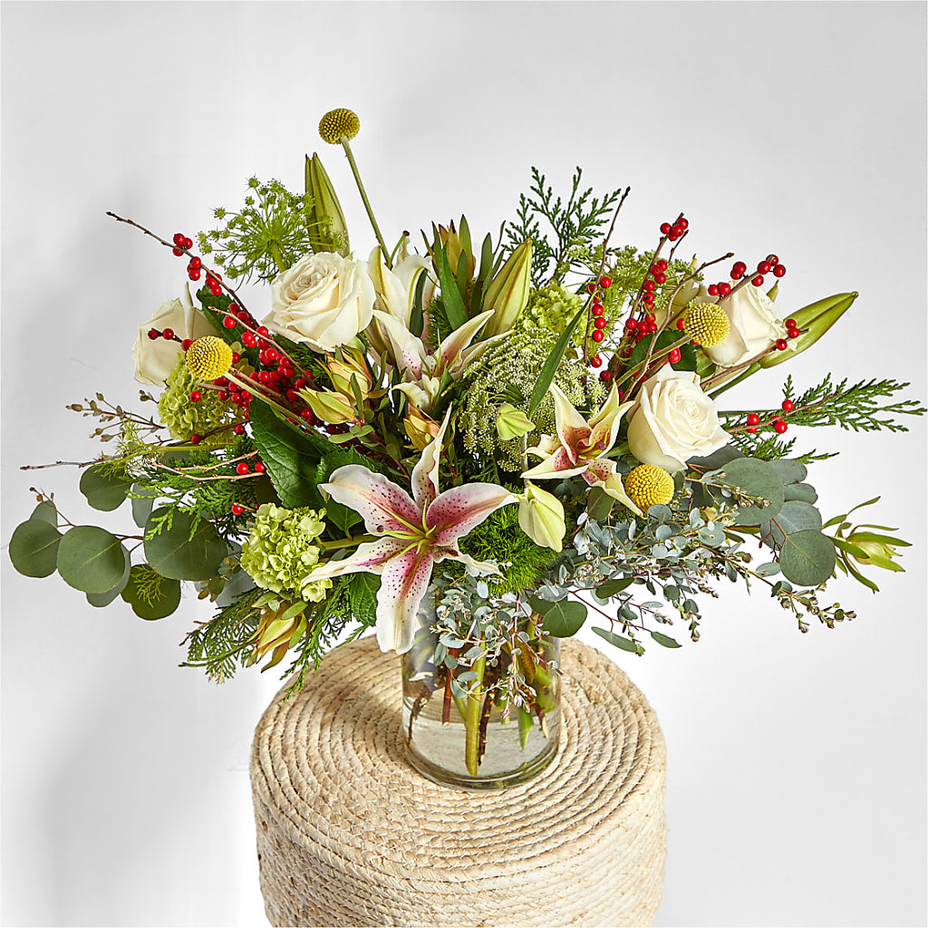 Berry & Bright Bouquet –  The Flower Gallery, Linden NJ
