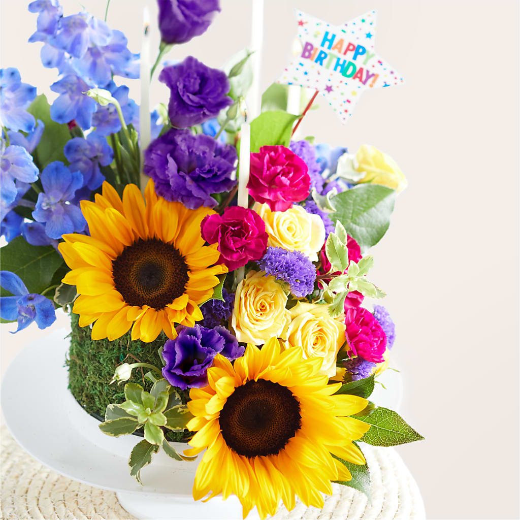 Star of the Day Floral Cake –  The Flower Gallery, Linden NJ